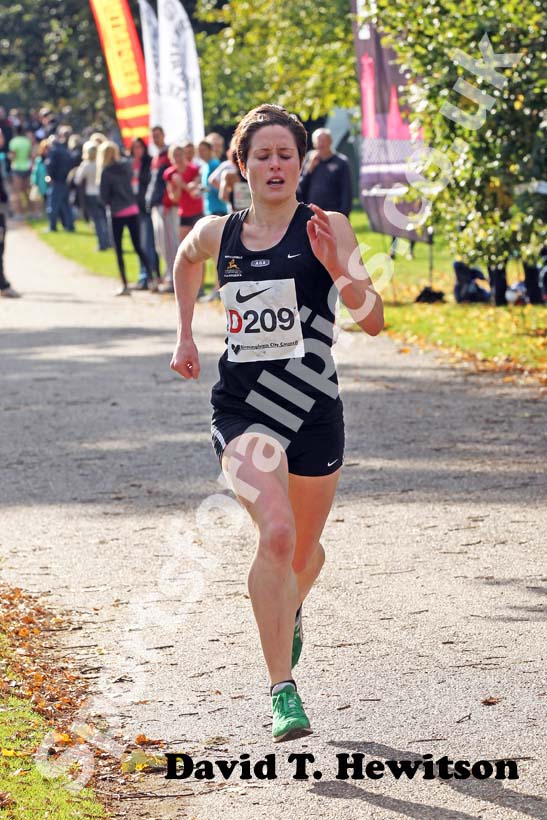 Sarah Treacy (Birchfield Harriers) finishing 2nd womens ERRA National Road Relays.